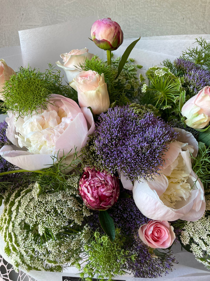 Why Peonies Are Perfect for Wedding Bouquets?