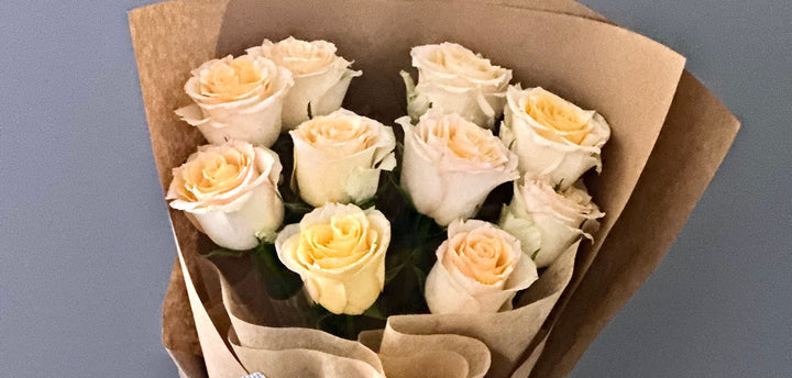 CHAMPAGNE ROSES
