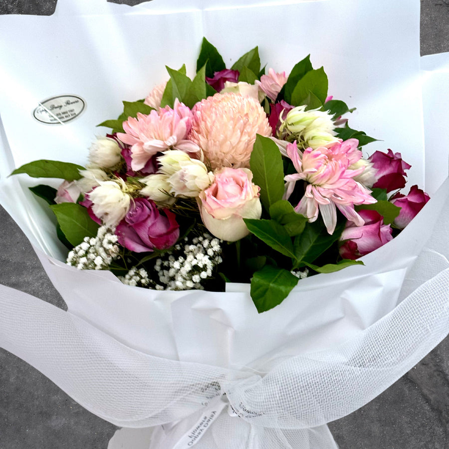 pink and white bouquet