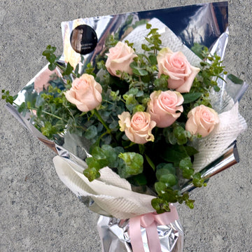 pink roses bouquet