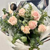 pink roses bouquet