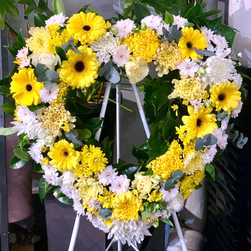 yellow and white heart asian chinese funeral wreath