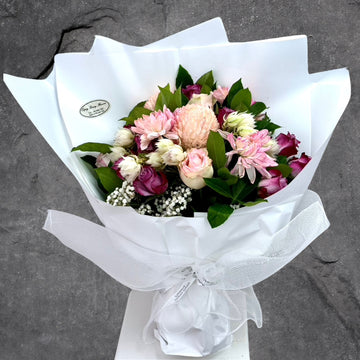 pink and white bouquet