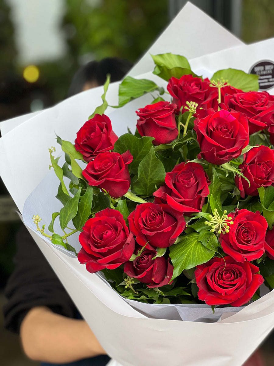 6, 12, 24, 36 red roses bouquet