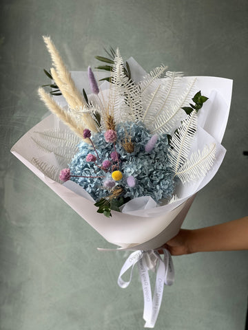 Preserved Flower Bouquet - Blue Illusion